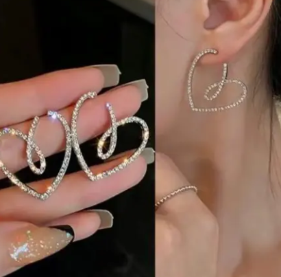 Heart loop Earring