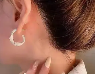 Twisted Hoop Earring